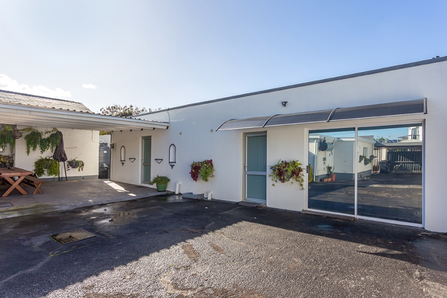 To Let 1 Bedroom Property for Rent in Milnerton Central Western Cape